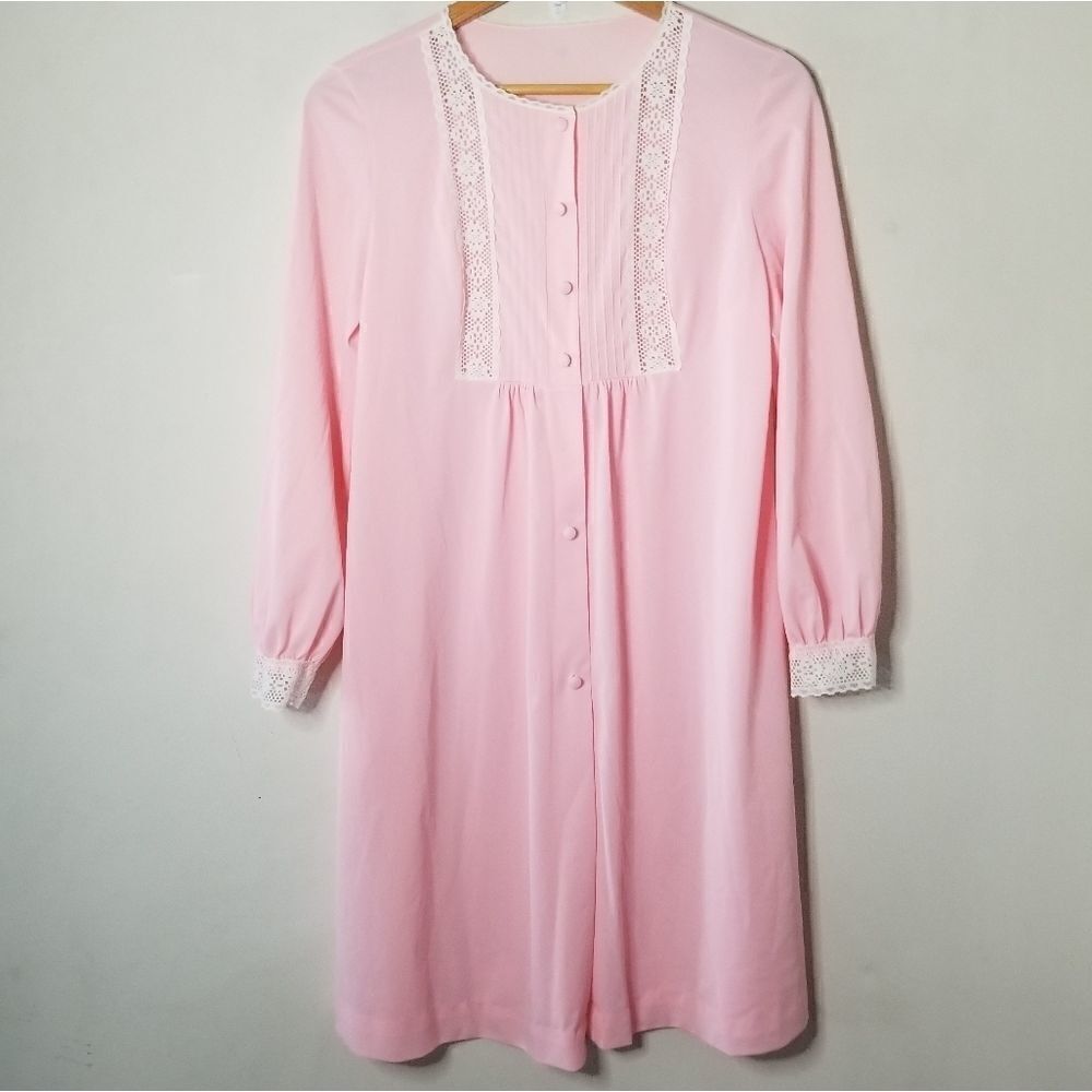 Vintage inspired night time robe pink medium